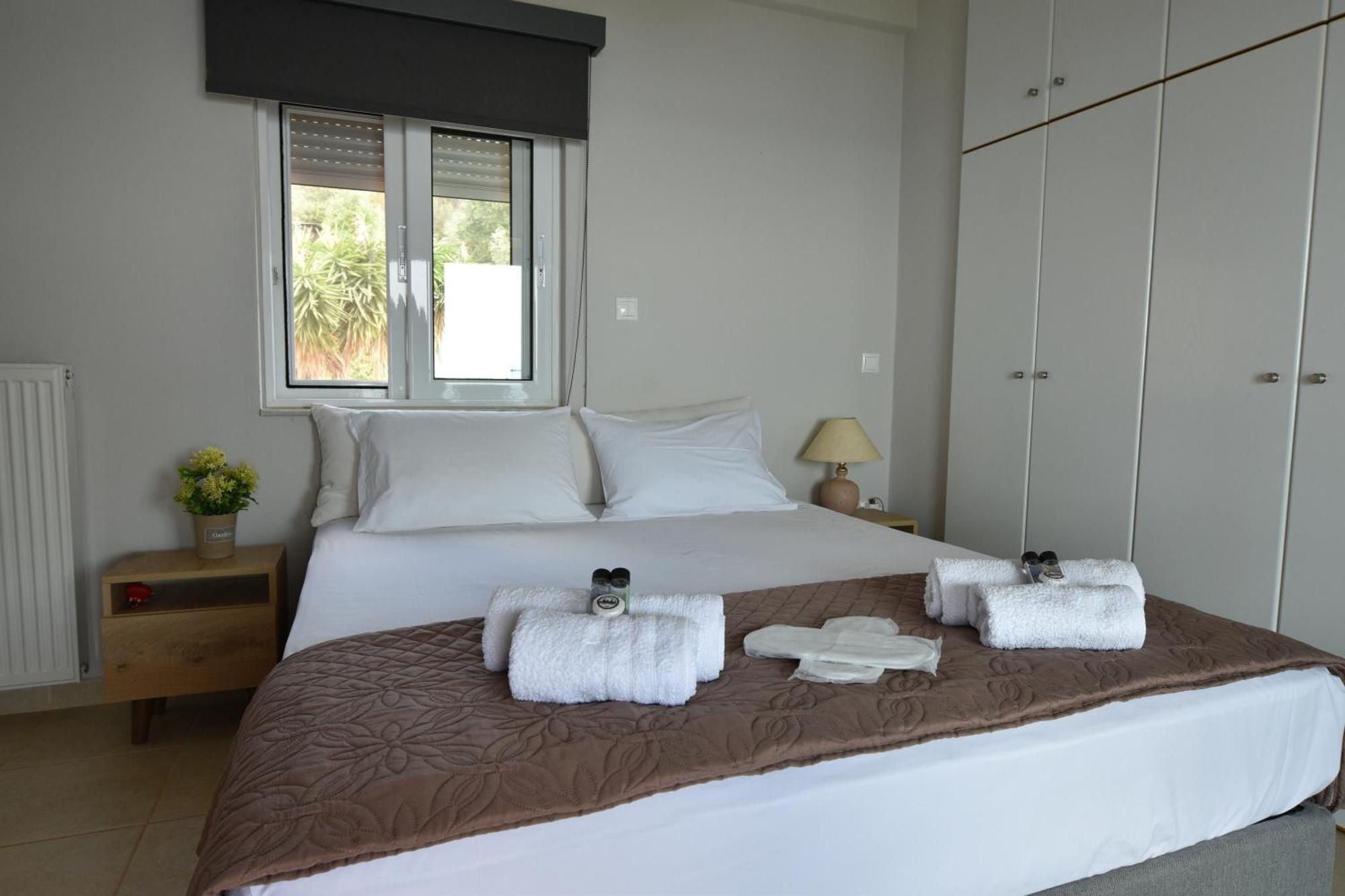 Blue Bay View - Beach House Vathirrevma Εξωτερικό φωτογραφία